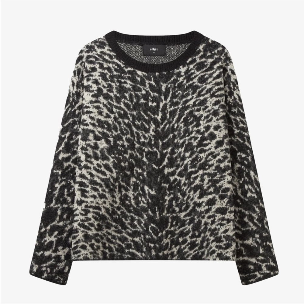 OTHER UK Leopard Cheetah Print Sweater Women’s size Large Wool Mohair like new
